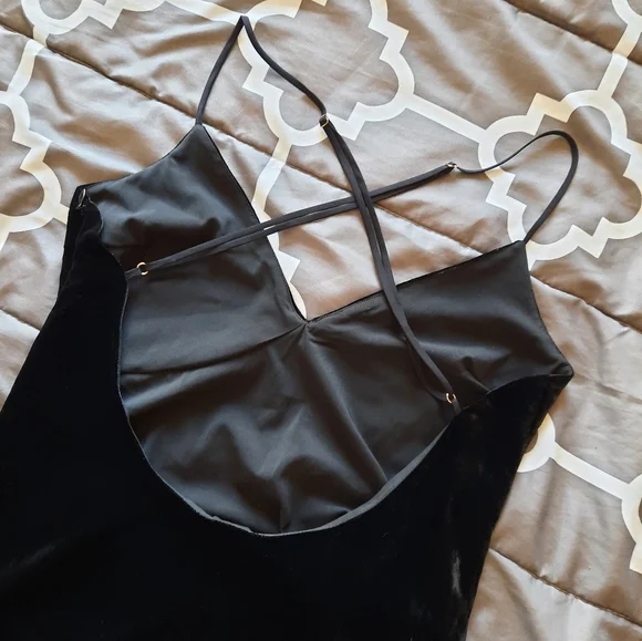 Viva Velvet Mini Black Dress 🍋 FOR LOVE & LEMONS - Picture 5 of 14